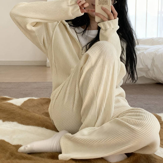 Corduroy sportswear and casual suit