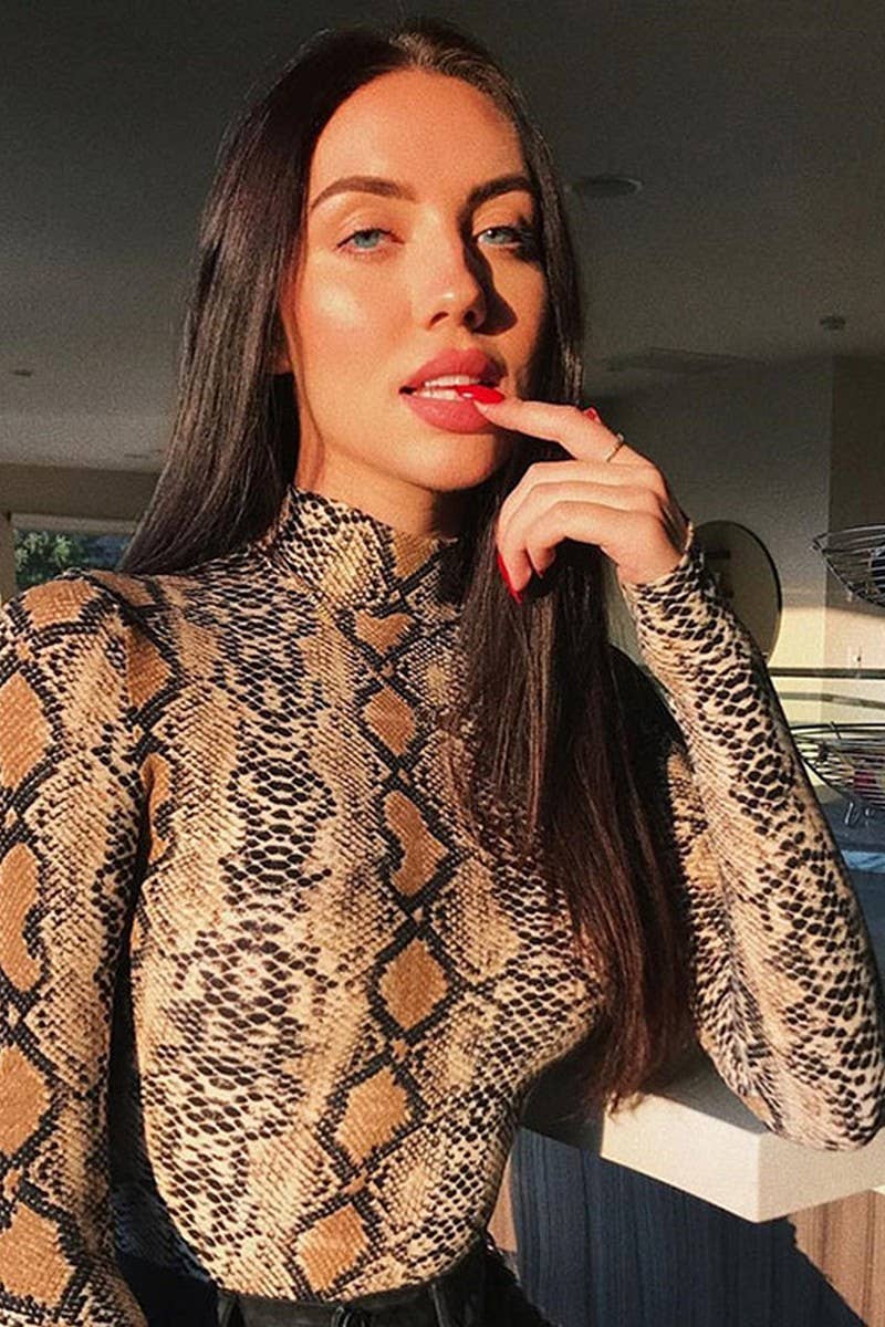 CWSBSL0148_SNAKE PRINT LONG SLEEVE TURTLENECK BODYSUIT