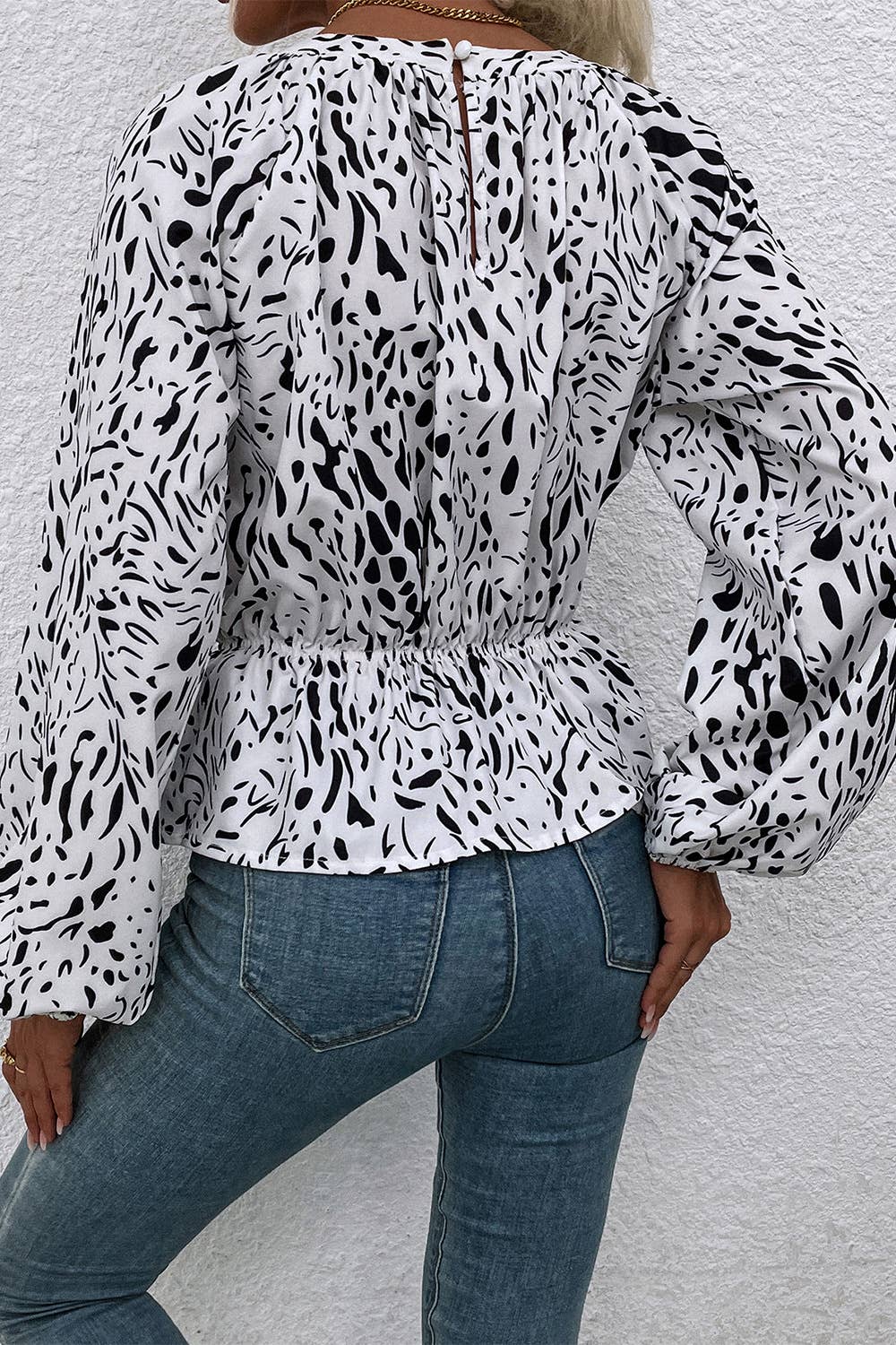 CLASSIC LEOPARD PRINT LANTERN LONG SLEEVE TOP