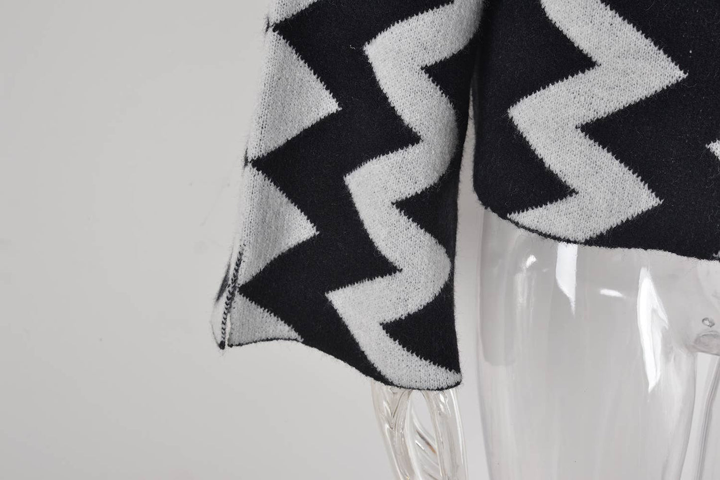 DIAMOND CHECK PATCHWORK KNIT SWEATER