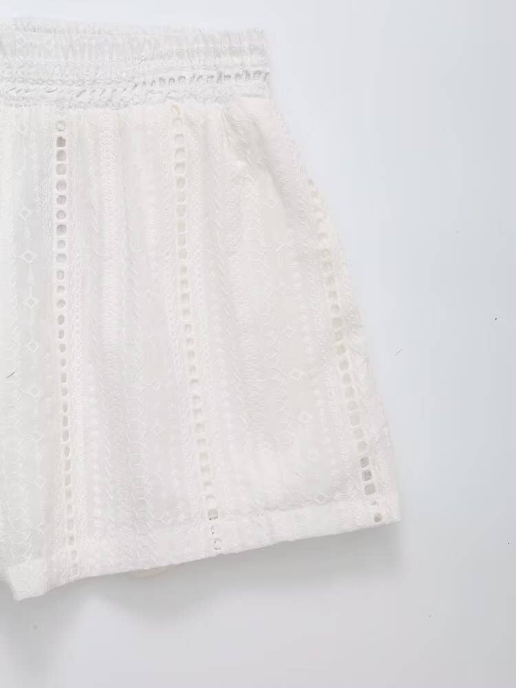 Fashionable openwork embroidered casual shorts