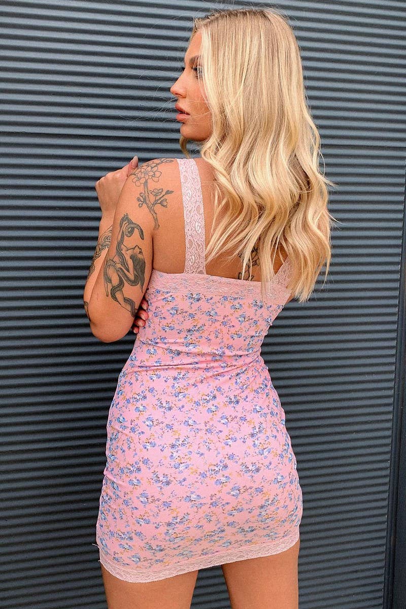 CWDSD8502_FLORAL LACE TRIM V-NECK BODYCON CAMI DRESS