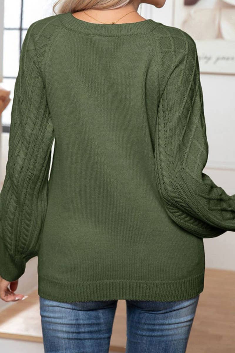 CWOSWL5173_LONG-SLEEVED SWEATER WITH TWISTED BUTTONS