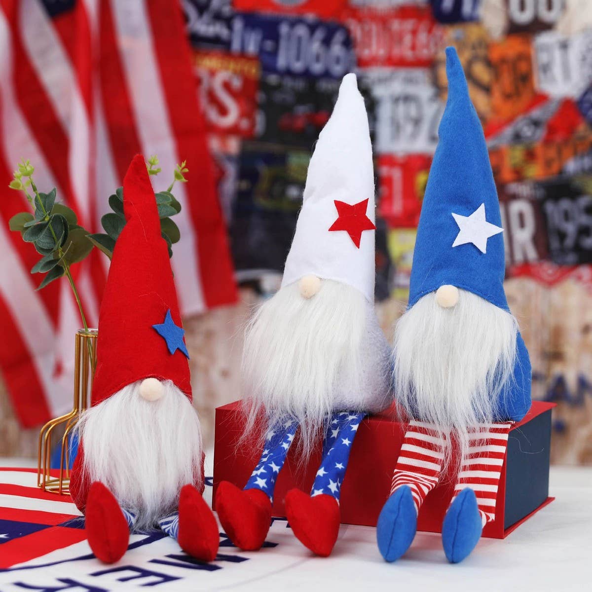 CWMM9520_INDEPENDENCE DAY LONG LEGS FACELESS RUDOLPH DOLL