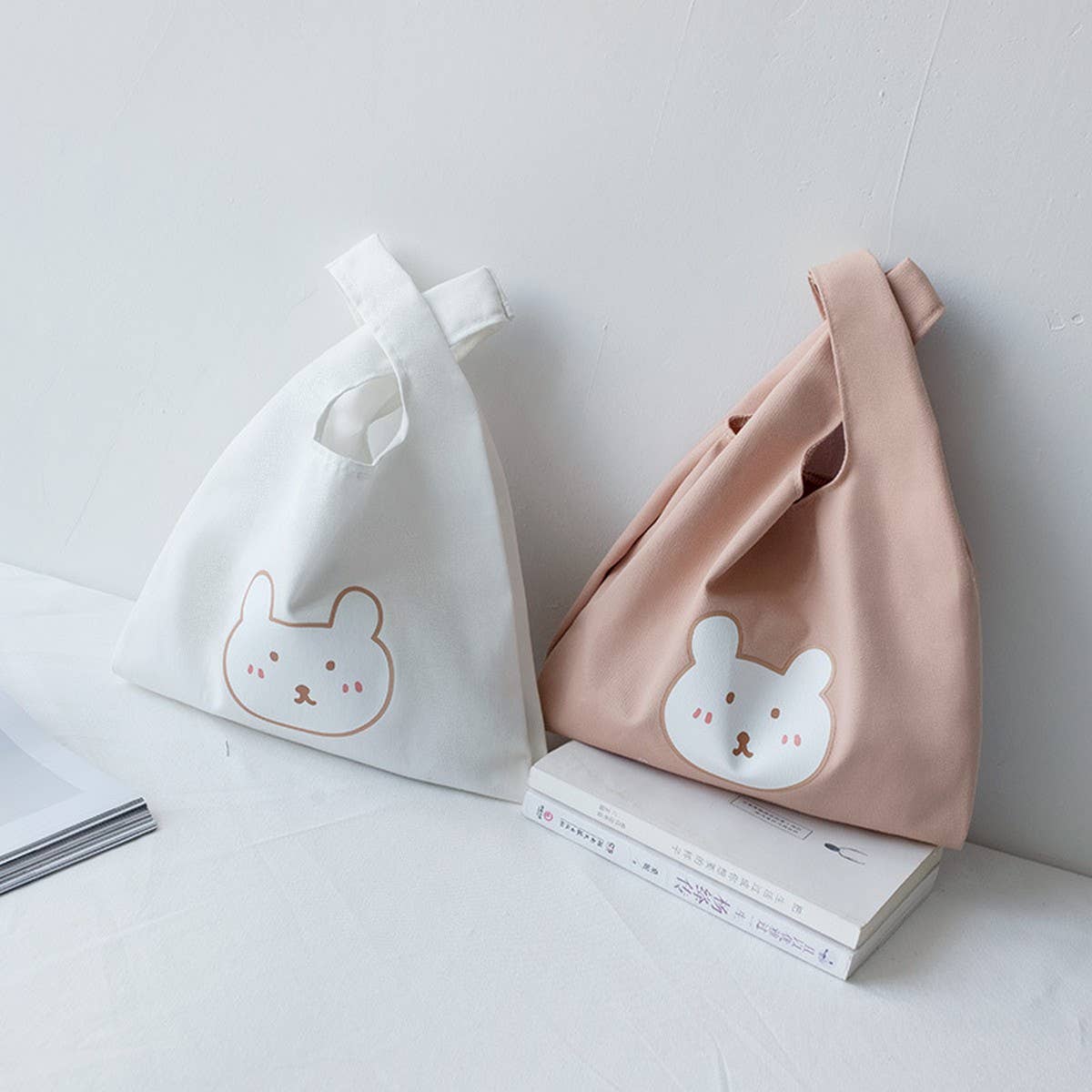 Cute Bear Canvas Lunch Tote for Students_CWAB5600