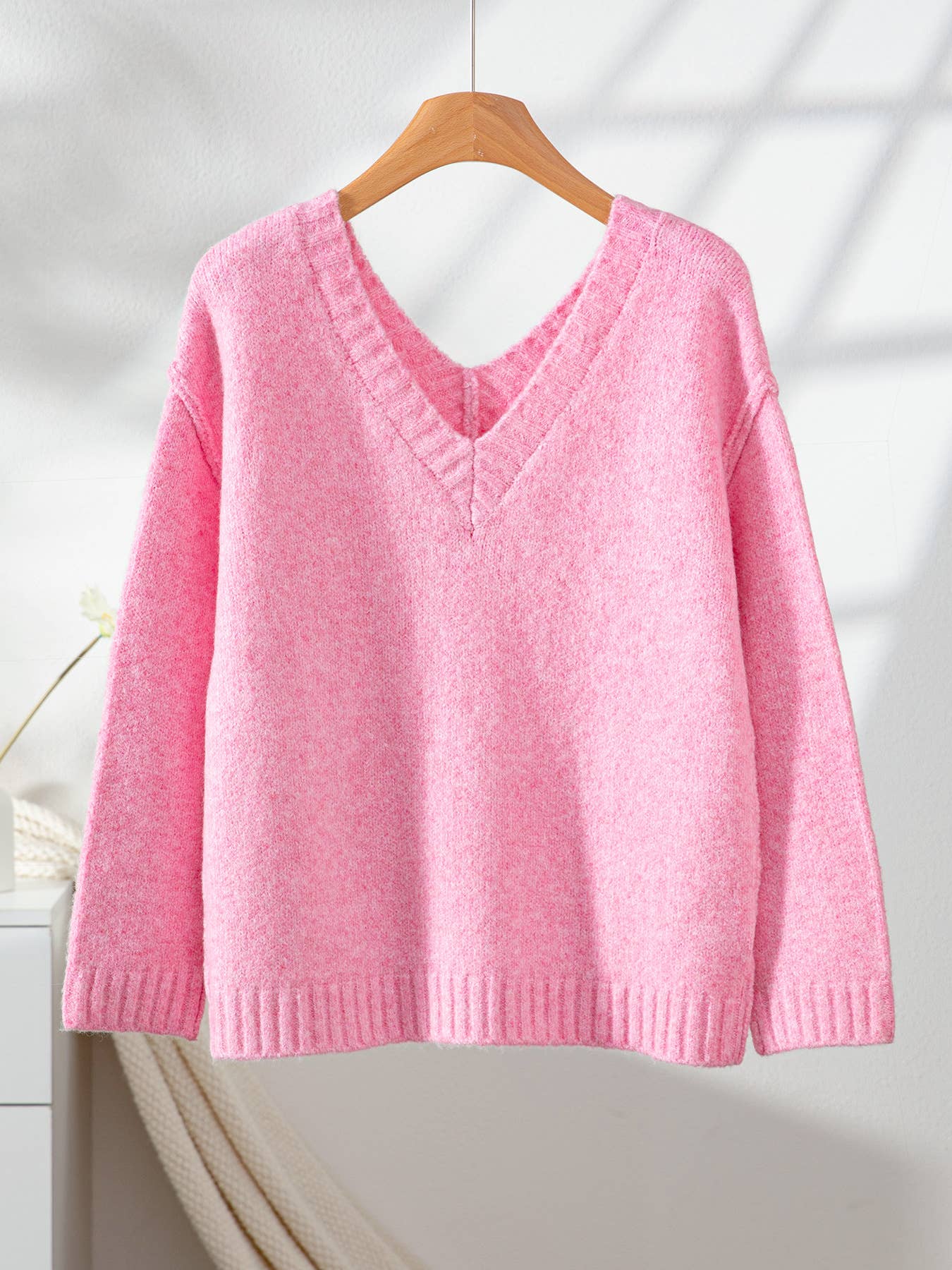 Casual loose solid-color V-neck pullover sweater