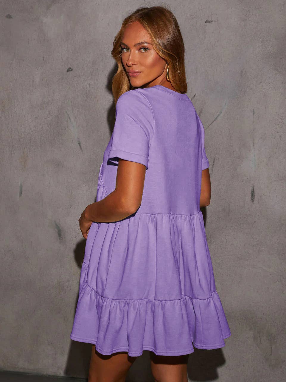 Casual round neck short sleeve pleated dress