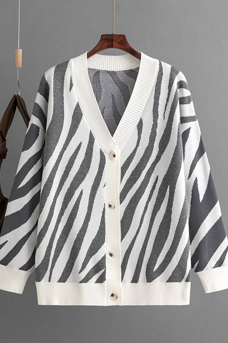 CWOCAL00673_SINGLE BUTTON STRIPED KNIT CARDIGAN