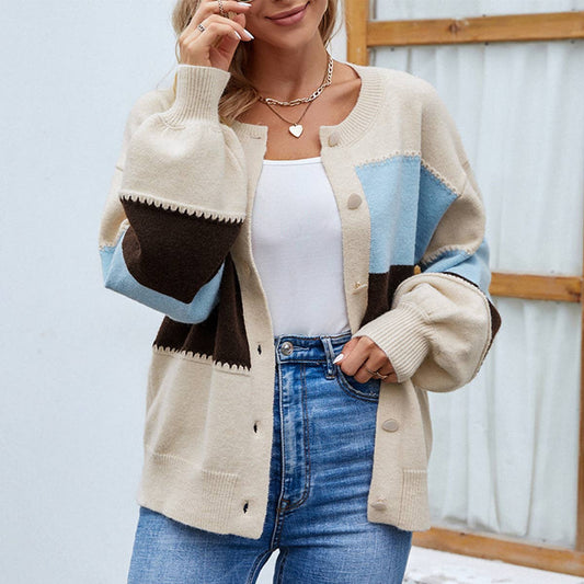 COLOR-MATCHING SINGLE-BREASTED KNITWEAR