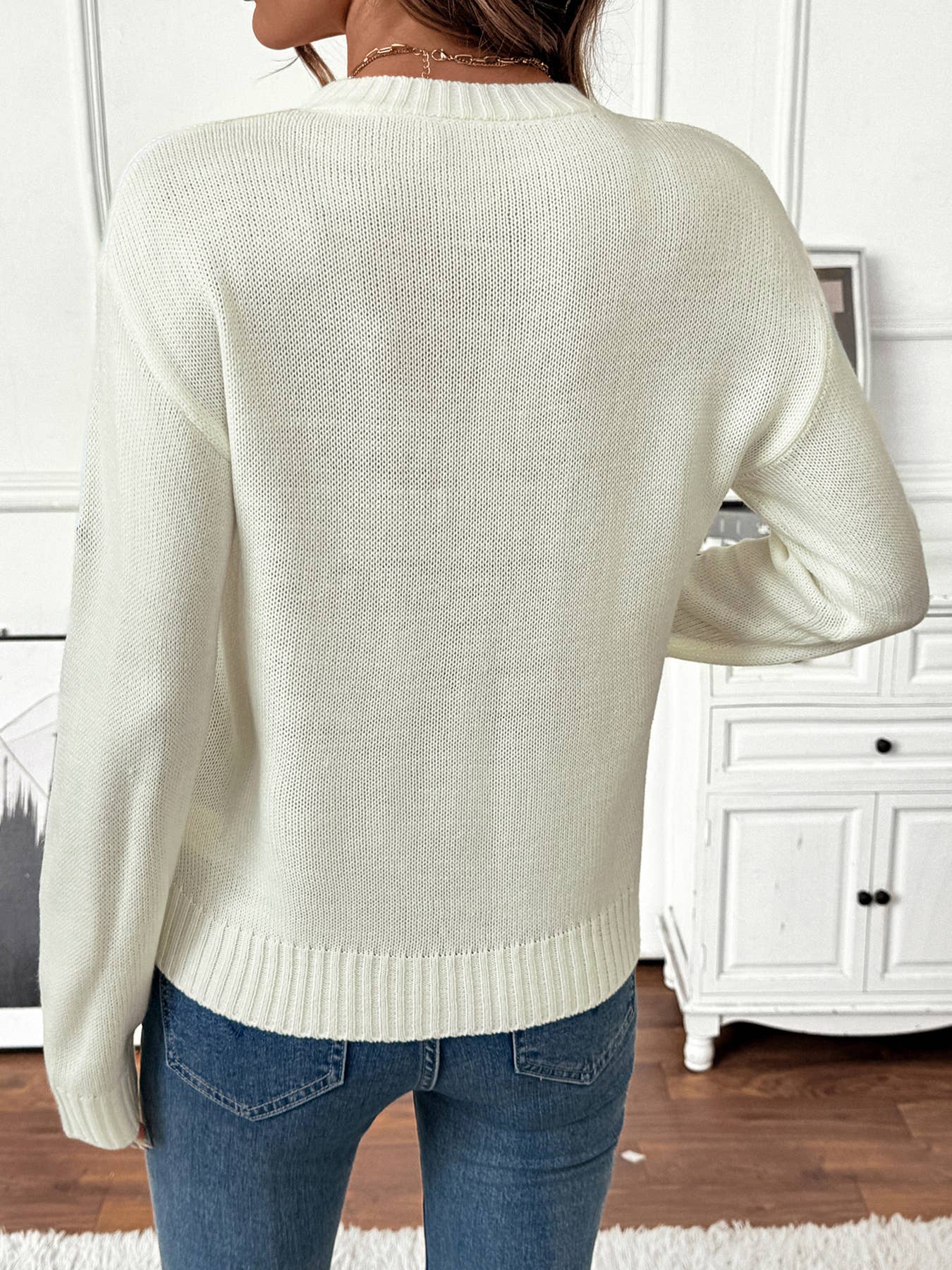 Flower-embroidered round-neck pullover sweater