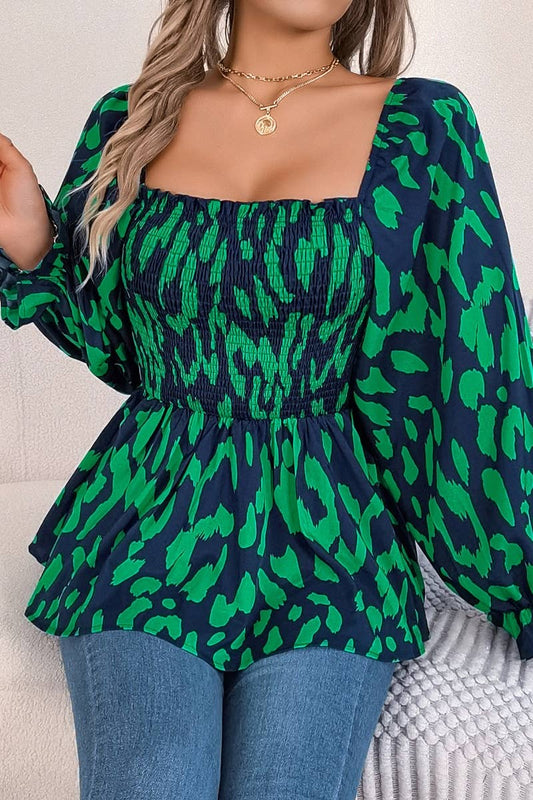 CWTBLL0967_AUTUMN SQUARE COLLAR WOODEN EAR TRIM TOP