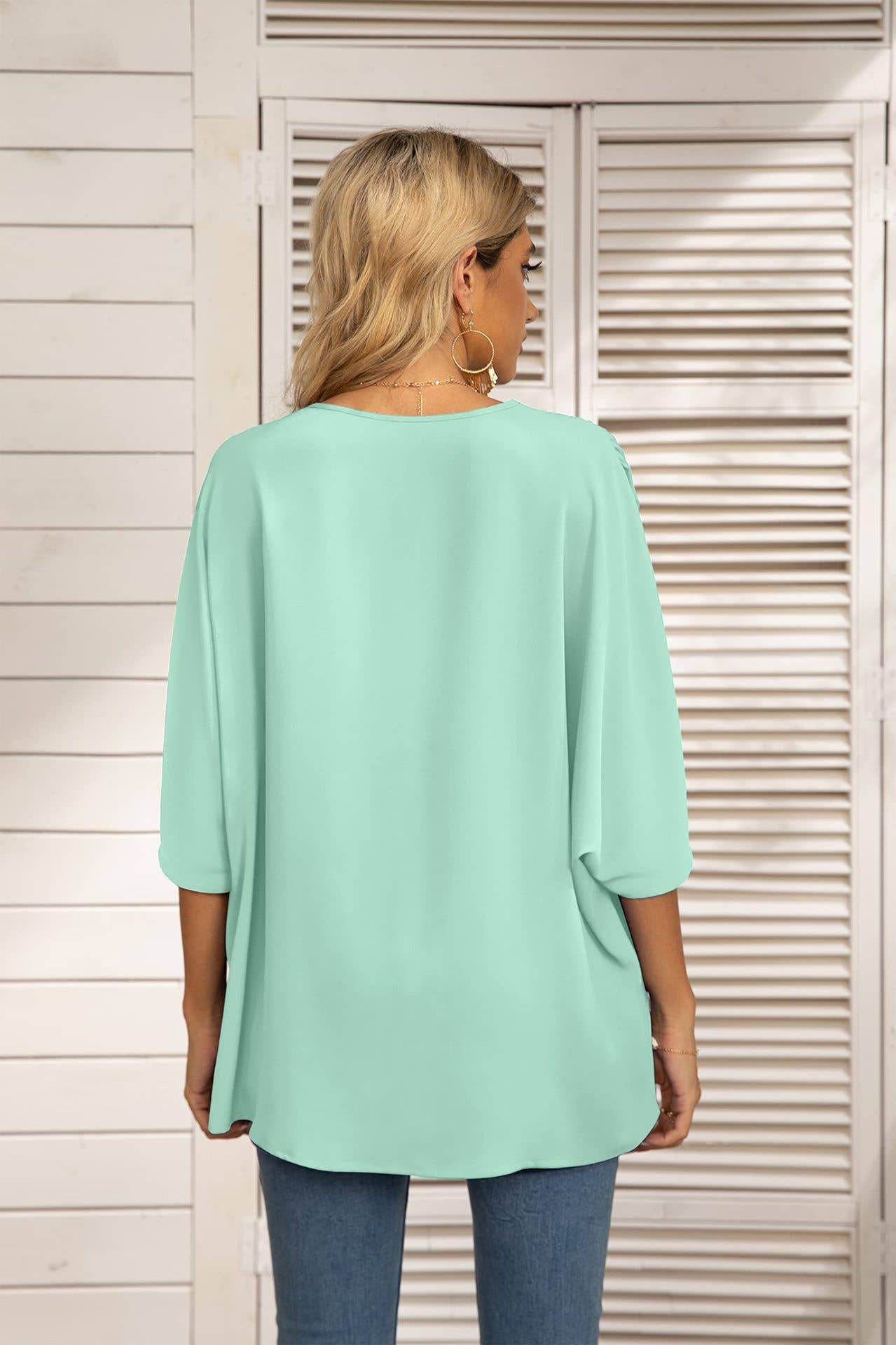BAT-SLEEVED CHIFFON V-NECK SHORT-SLEEVED SHIRT