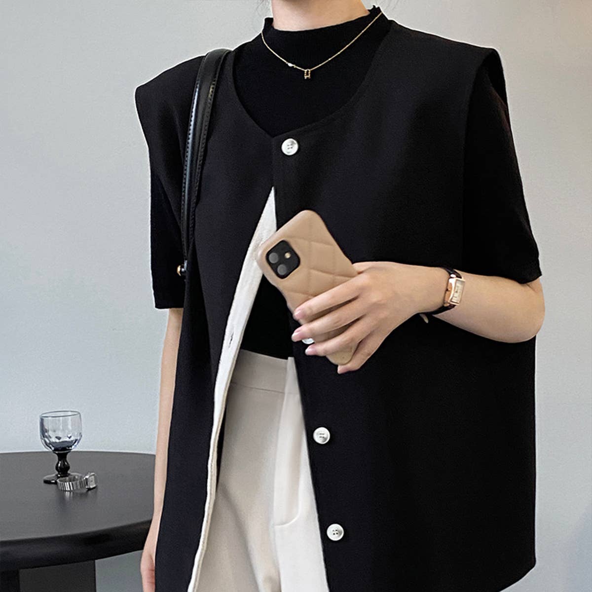 Color contrast vest V-neck suit vest