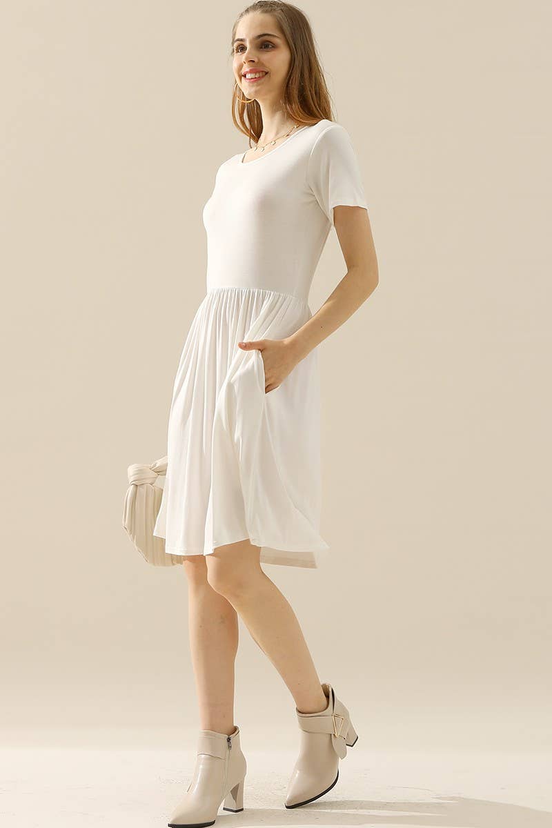 CWDSD10374_CREWNECK SHIRRED FLOWY SWING SHORT SLEEVE DRESSES