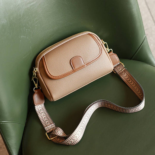 VERSATILE LYCHEE SHOULDER BAG_CWAB2948