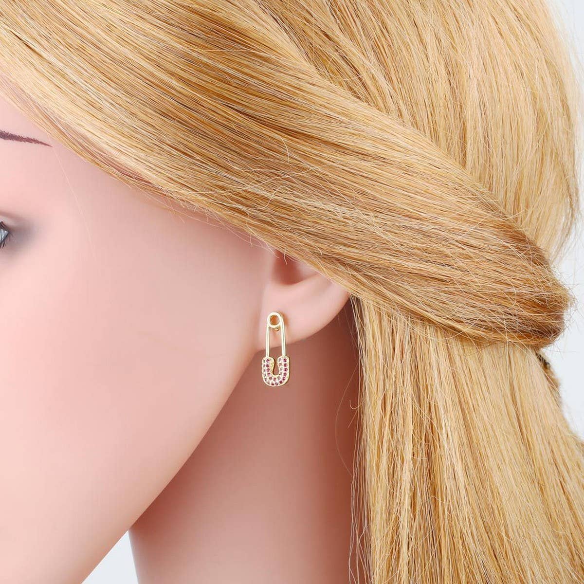 SET WITH COLORED ZIRCON PAPER CLIP EARRINGS