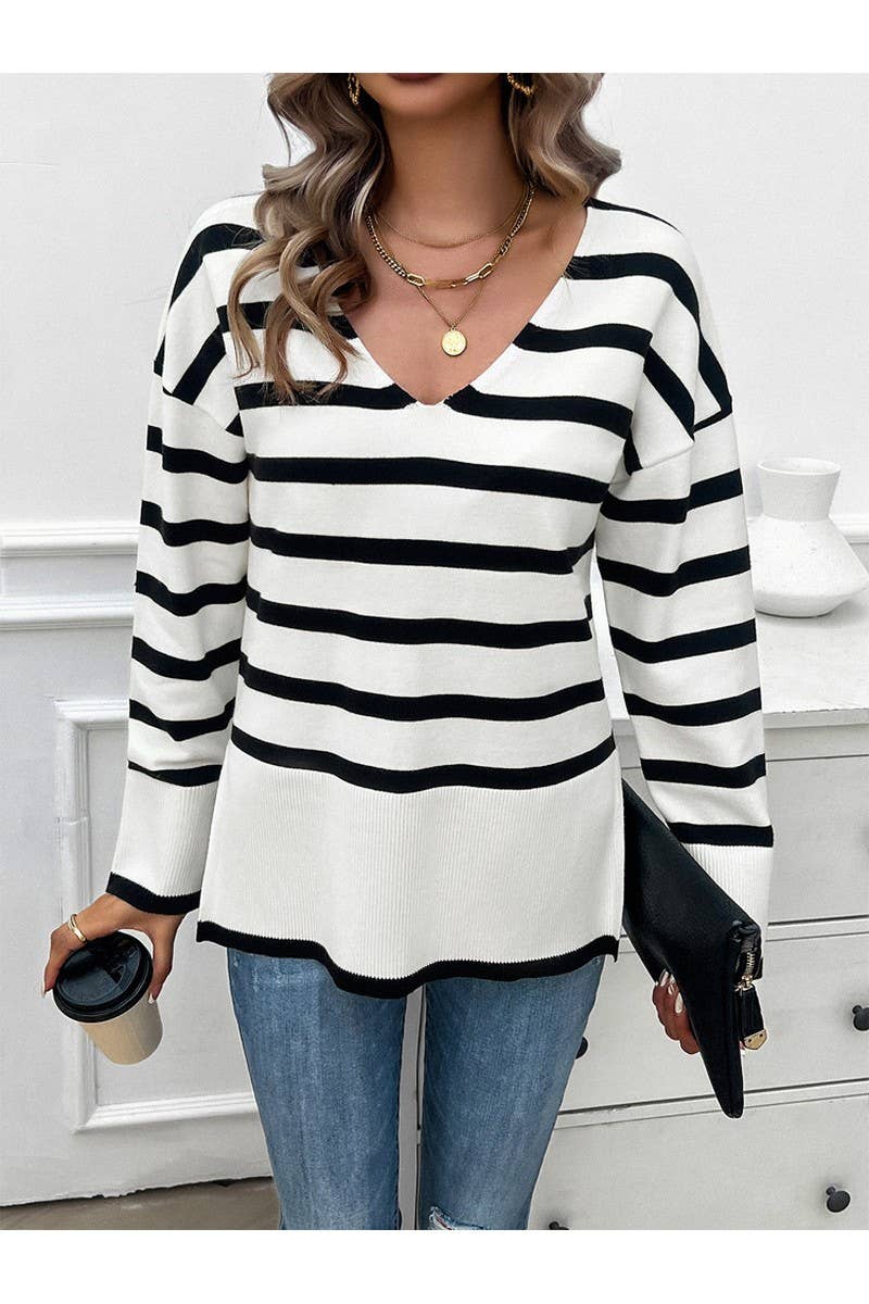 CWOSWL2649_ Loose V-Neck Long Sleeved Pullover Sweater