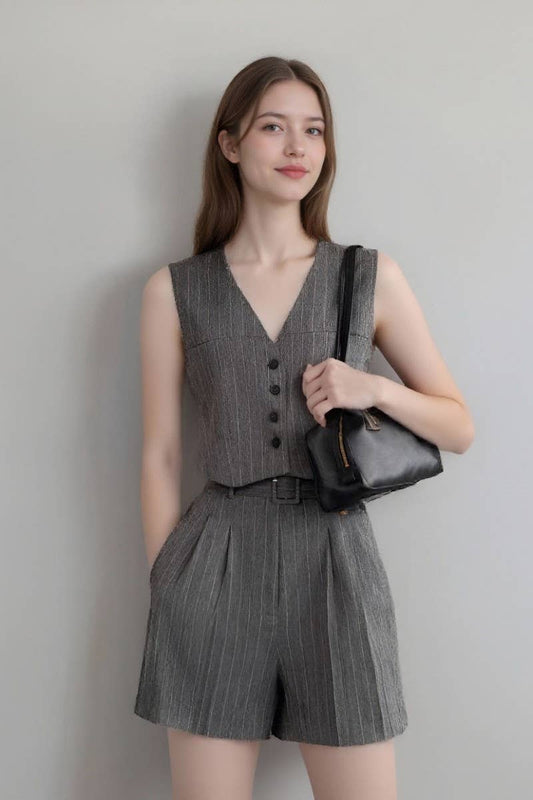 CWSTB2124_STRIPED V-NECK SLEEVELESS VEST & SHORTS SET