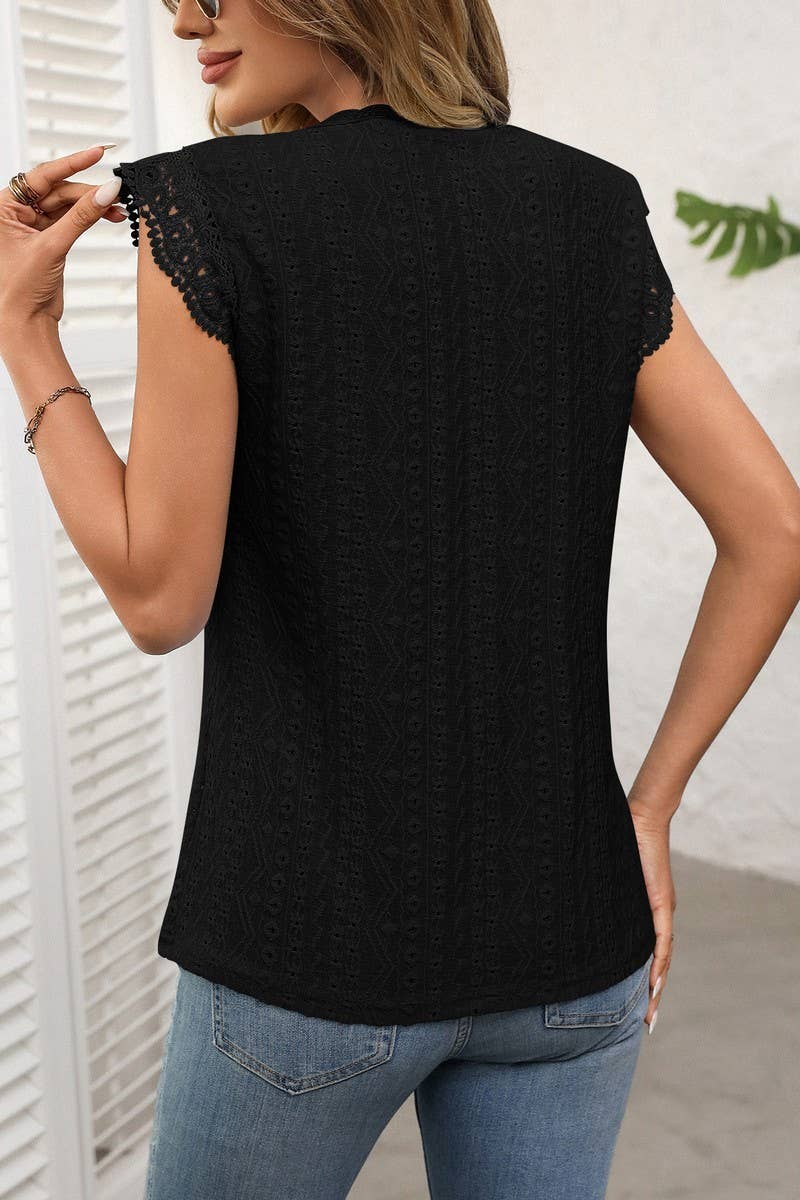 CWTBLS1619_SOLID COLOR ROUND NECK LACE STITCHING HOLLOW TOP