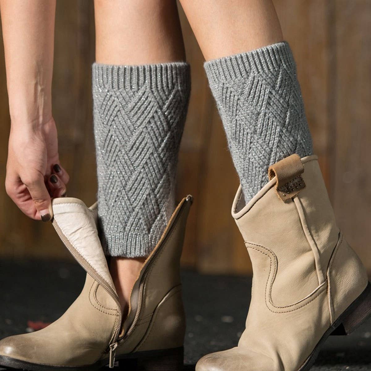 NEW AUTUMN AND WINTER KNITTED LEG WARMERS