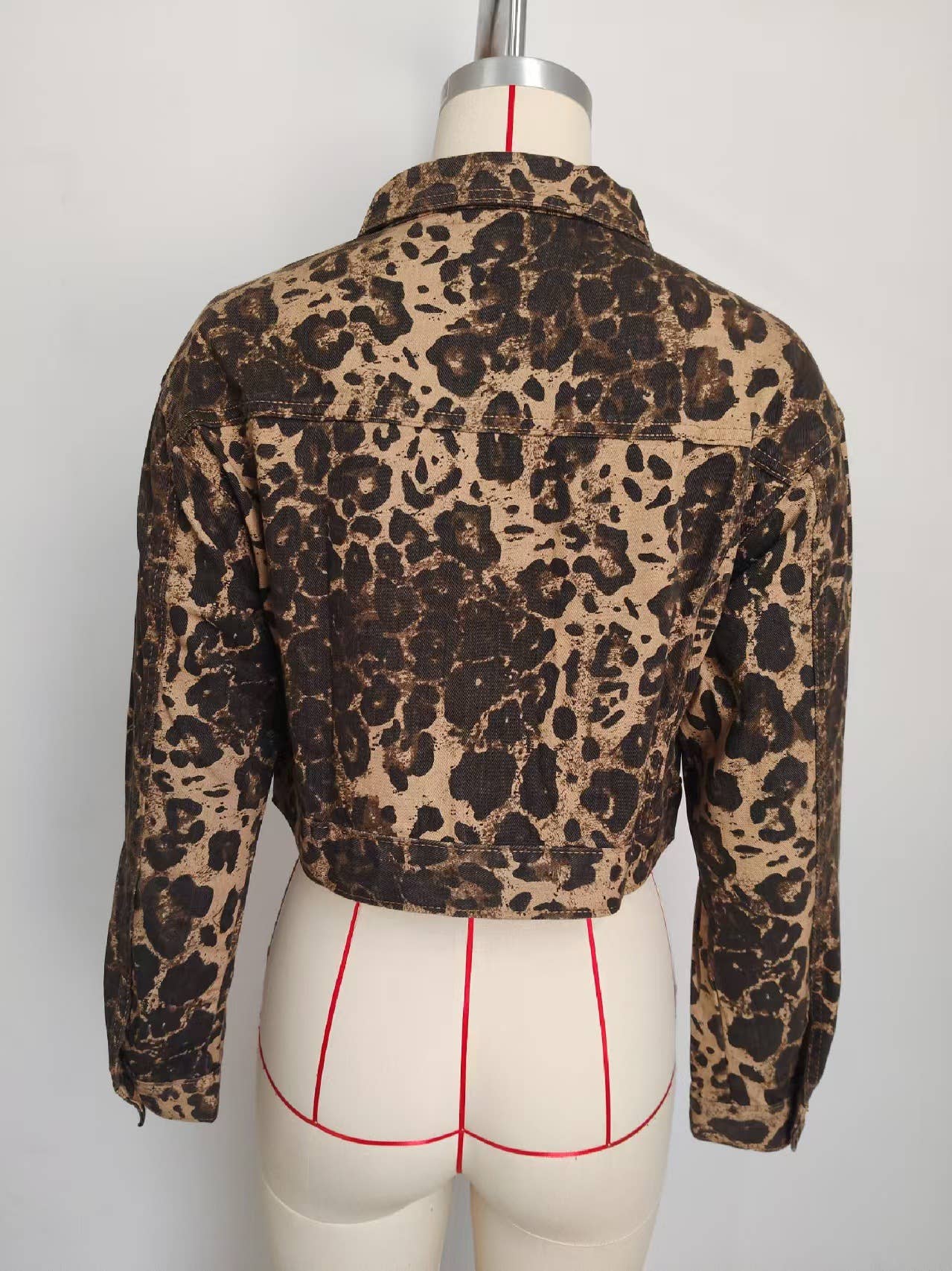 Fashionable leopard print denim short coat