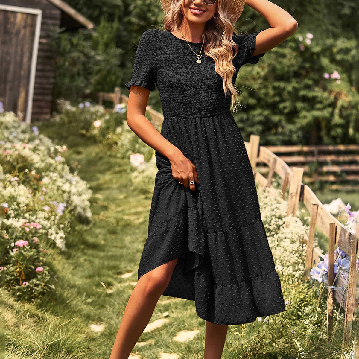 FLAUNTING A FLOWING SLIM-FIT DRESS