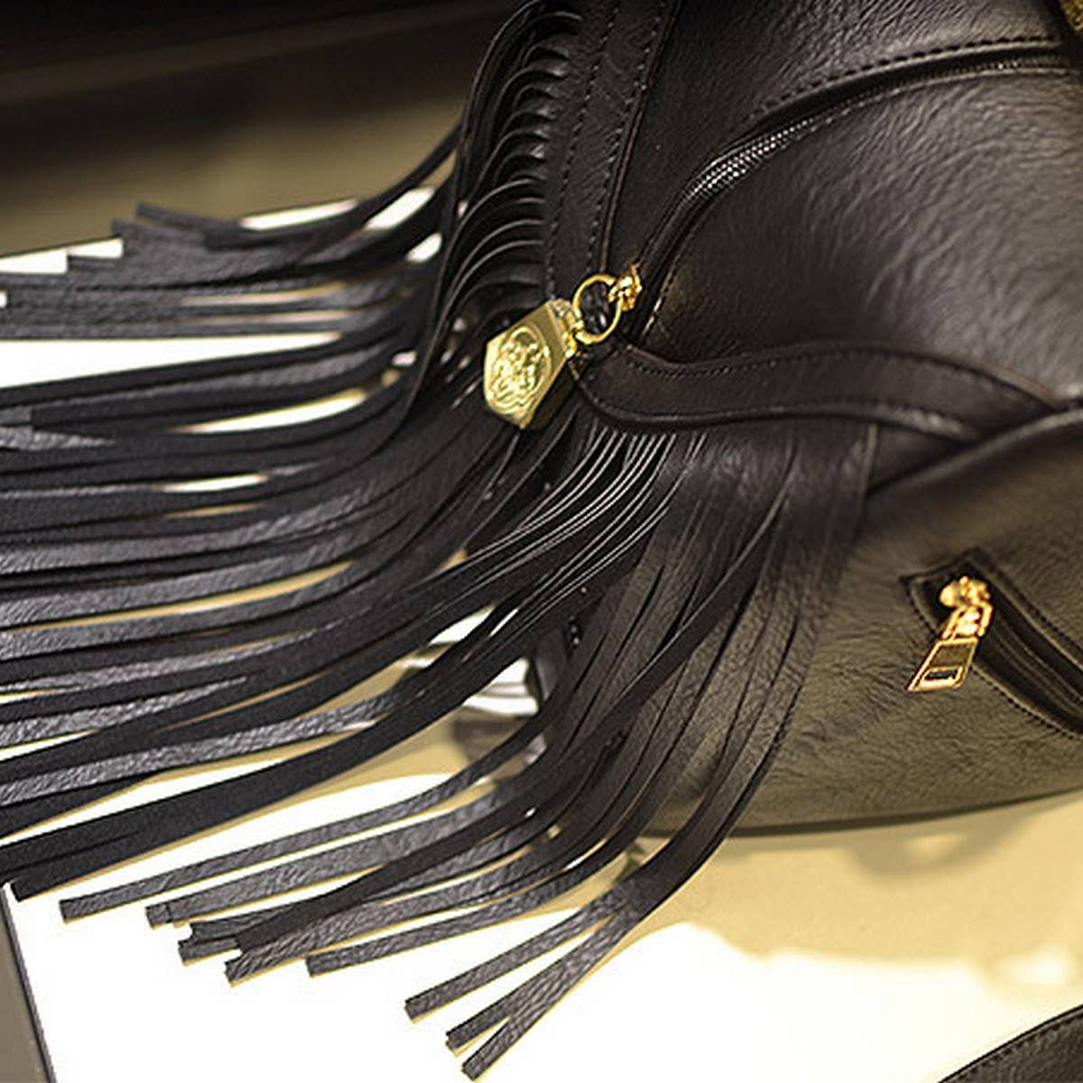 CWAB4541_BUCKET TASSEL HAND SHOULDER CROSSBODY BAG