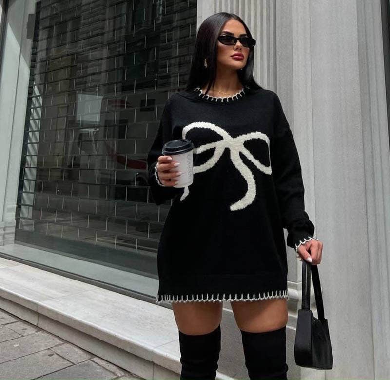 COLOR CONTRAST BOW JACQUARD ROUND NECK SWEATER