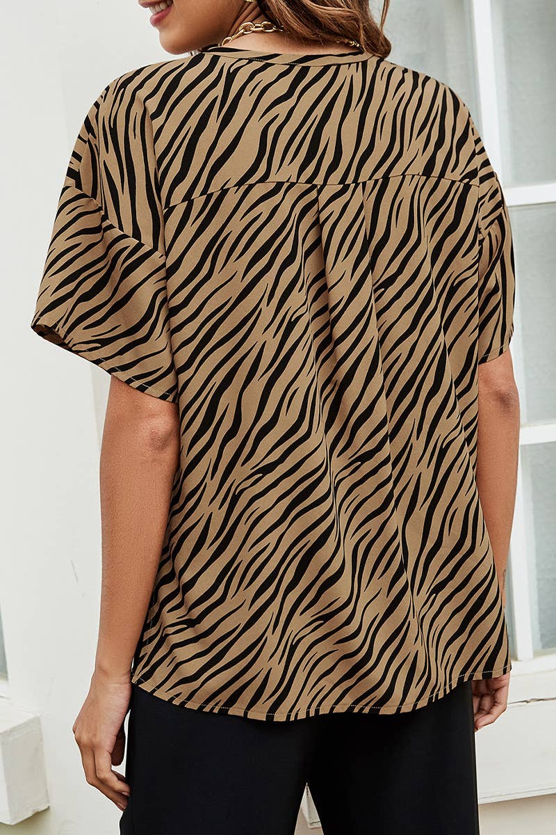 CWTTS1425_FASHION LOOSE HEM SLIT CASUAL T-SHIRT