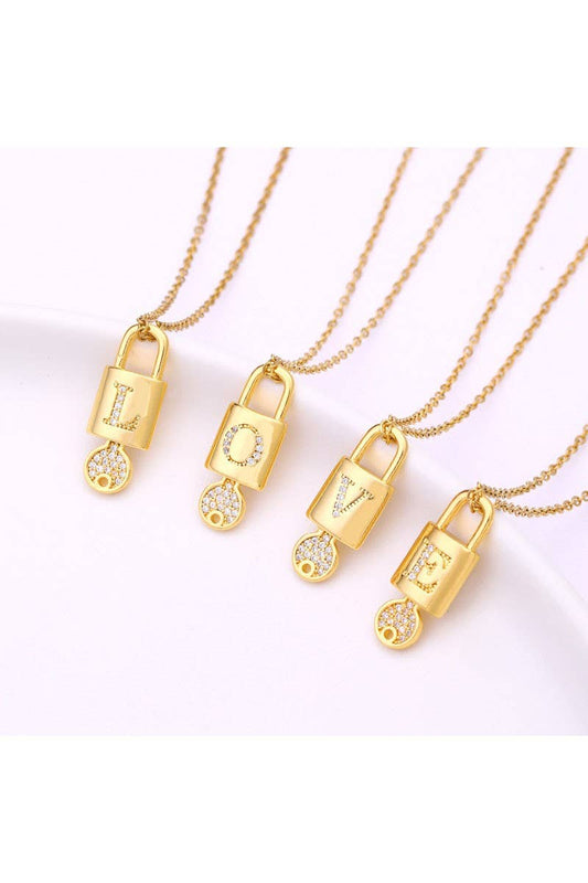 ALPHABET INITIAL PANDANT NECKLACE_CWAJE270