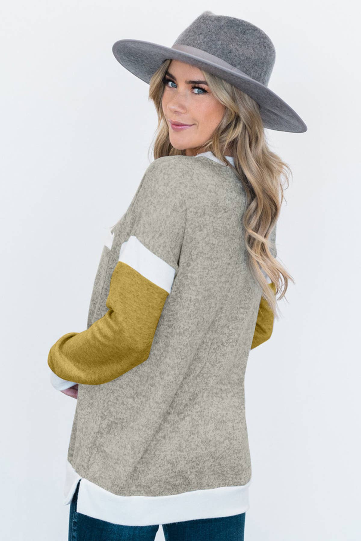 COLOR CONTRAST PATCHWORK LONG SLEEVE T-SHIRT