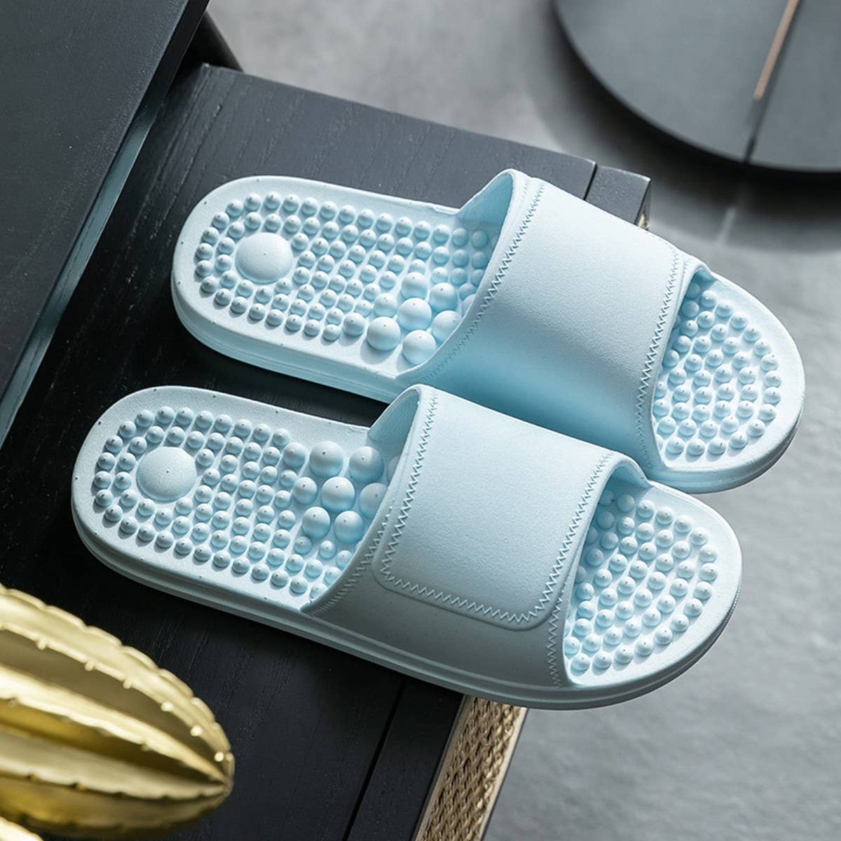 MASSAGE FOOT ACUPOINT NON-SLIP SANDALS