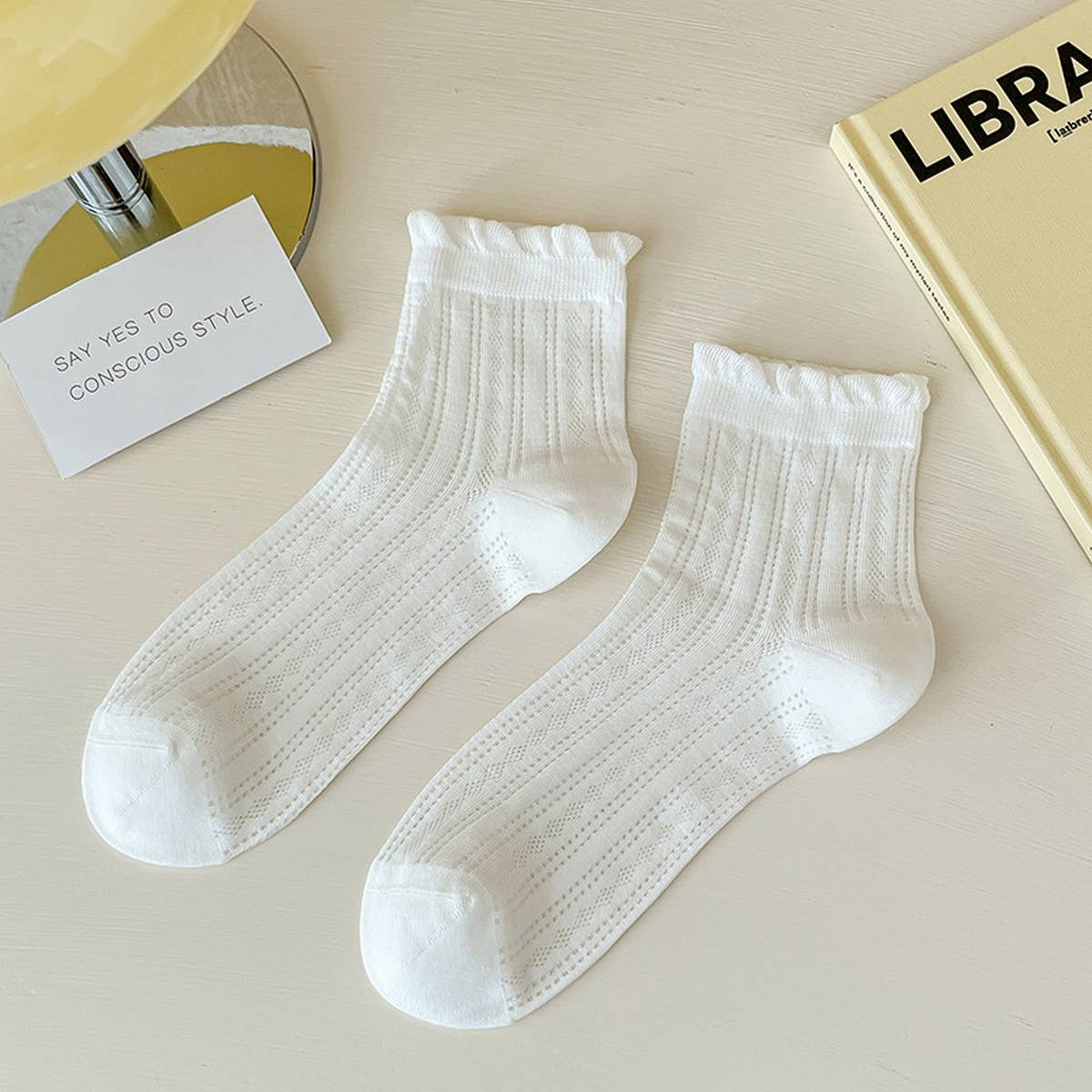 CASUAL MESH LACE BUBBLE CUFF SOCKS_CWMS0961