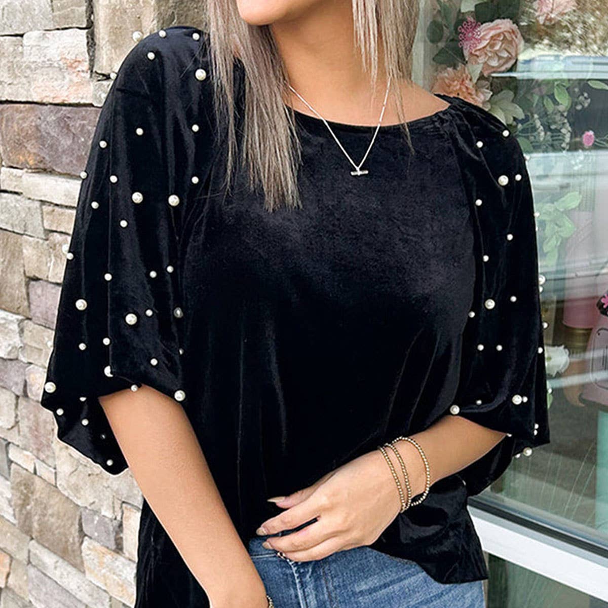 DESIGN BEADED HALF-SLEEVE CREW NECK SWEATER