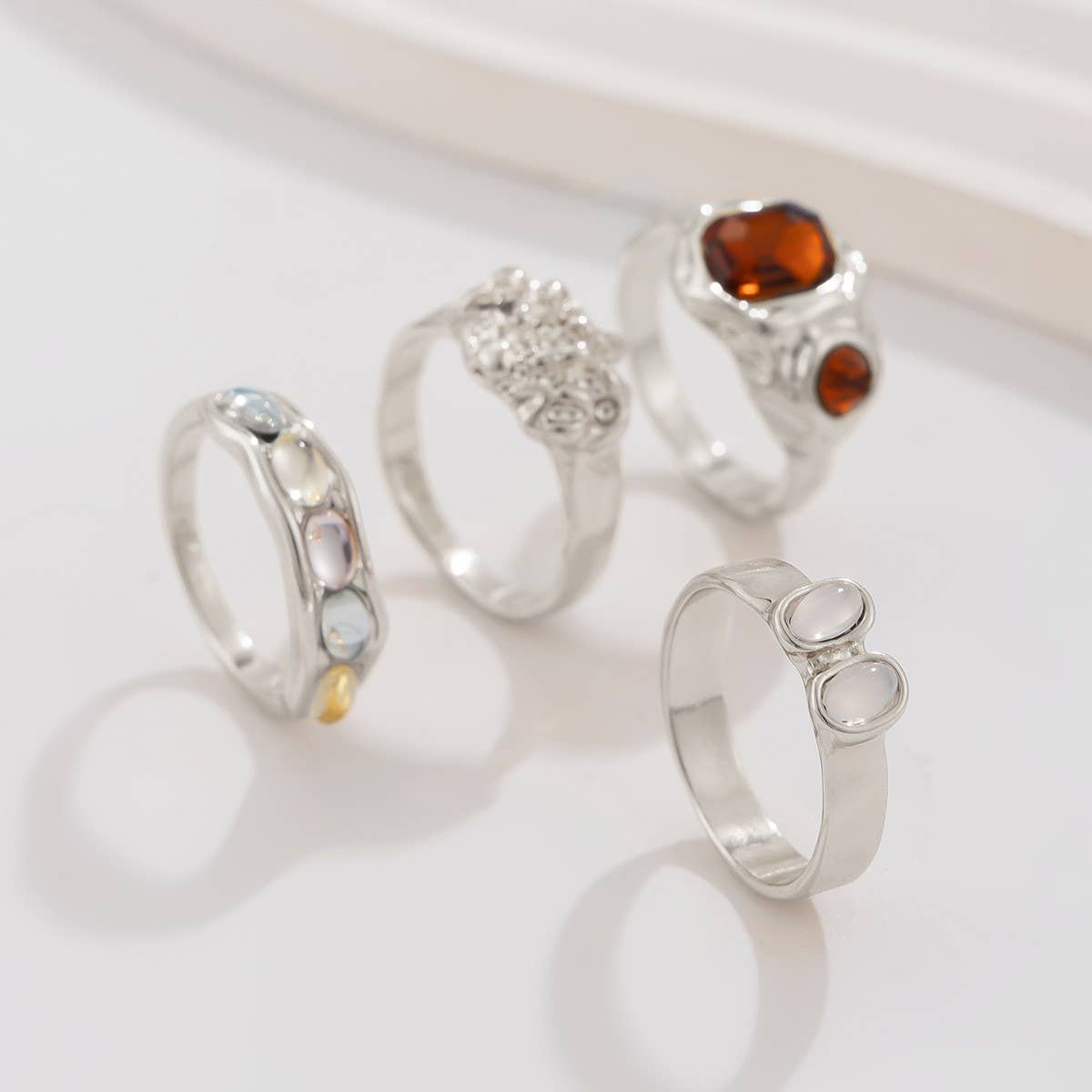 WOMEN'S GEOMETRIC ALLOY DIAMOND RING SET