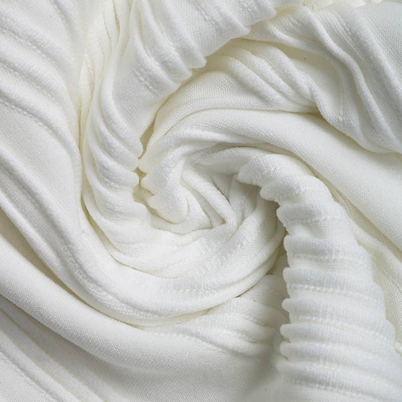 Curved-striped textured round-neck T-shirt