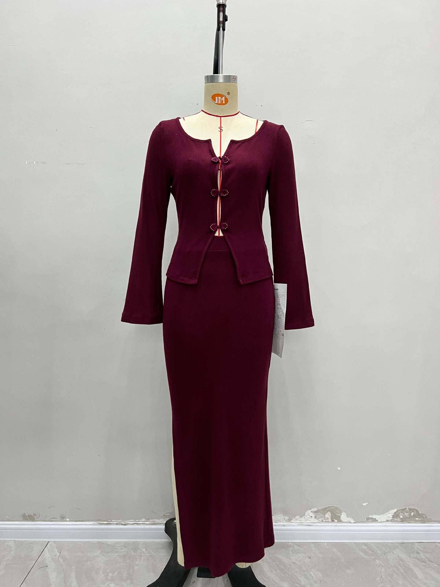 Button-down blouse and hip skirt set