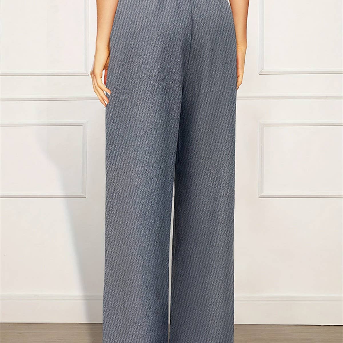 Elegant commuter pants with wide legs straight