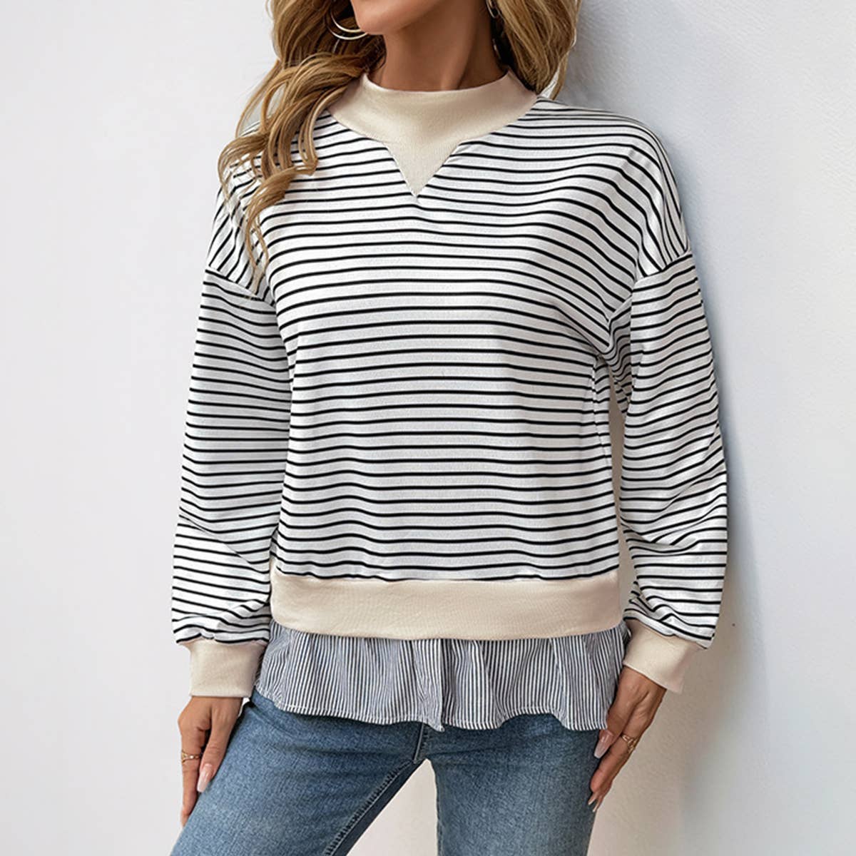 CREW-NECK STRIPED PATCHWORK FAKE TWO T-SHIRTS