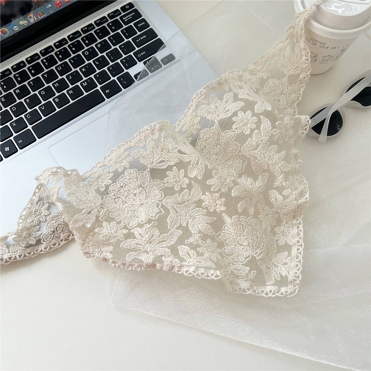 LACE SUN PROTECTION TRIANGLE BANDANA HEADSCARF